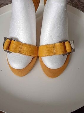 Yellow Women's Leather Buckle Sandals